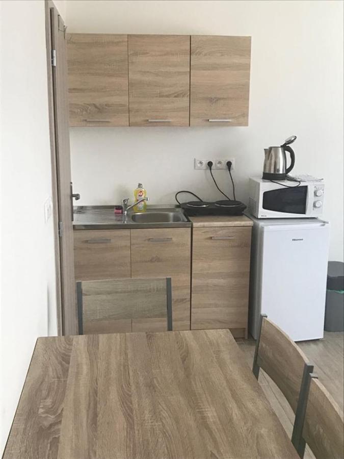 Apartmány Roland Velky Meder Exterior foto